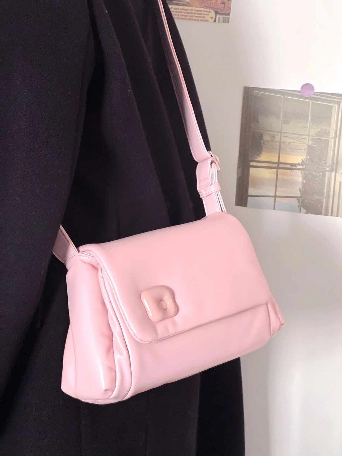 Bag women's  new trend this year's popular fashion high-quality texture French niche pink one-shoulder Messenger women's bag