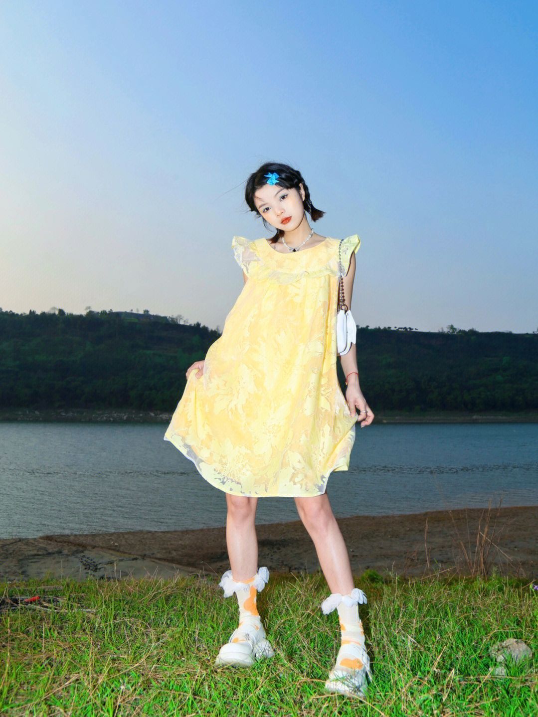 Yellow ruffled doll collar loose and thin dress women's spring style age-reducing sweet French high-end skirt