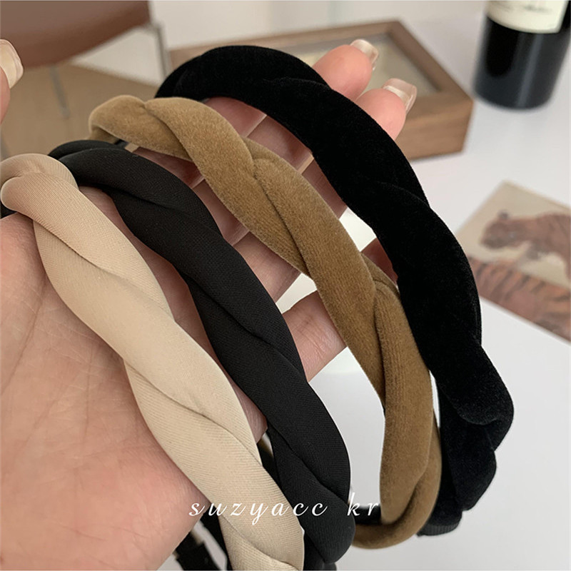 Early autumn Korean simple and versatile twist hair hoop, high-end and temperament pressure hair headband, hairpin, female Internet celebrity 2022 new style