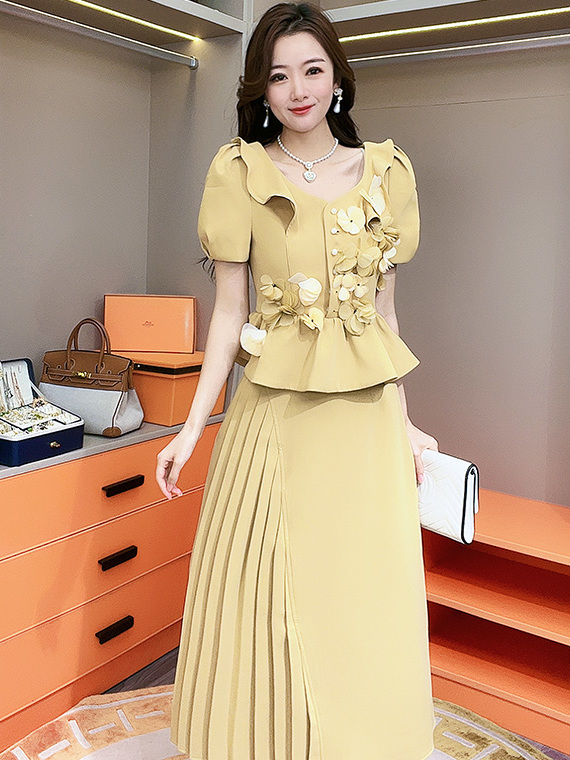 Summer new Chinese temperament sweet three-dimensional flower top high waist irregular skirt suit 2023 new