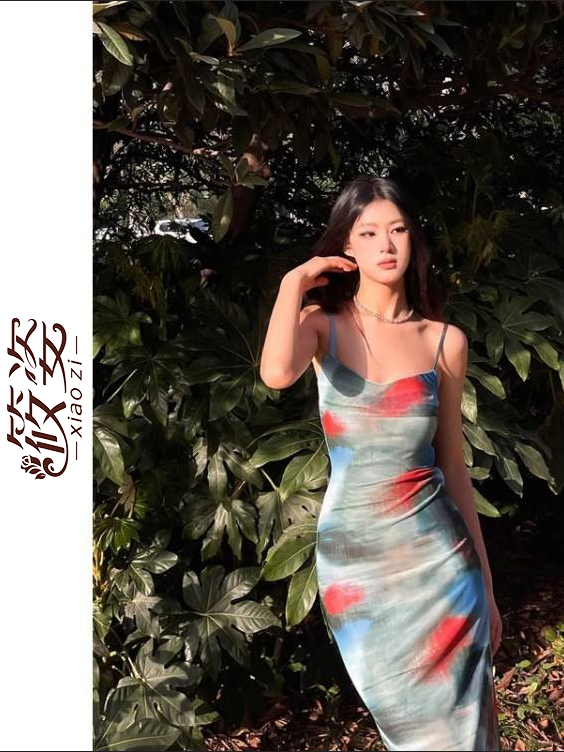 筱姿復古辣妹印花修身顯瘦吊帶連衣裙女夏季高級感海邊度假長裙子