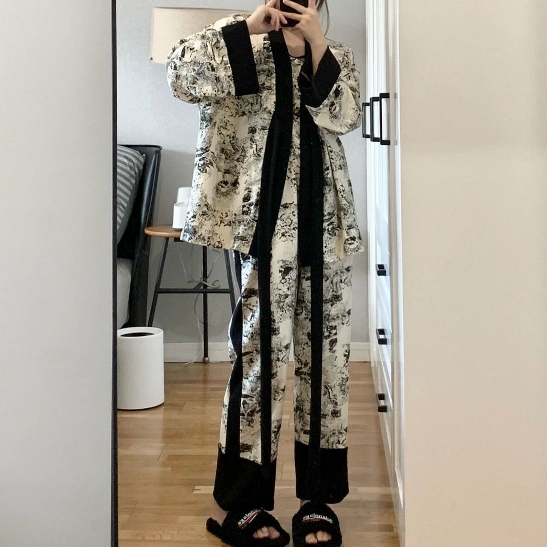 Chinese style ink printing long-sleeved pajamas women's spring and autumn new high-end suspenders nightgown trousers kimono home suit