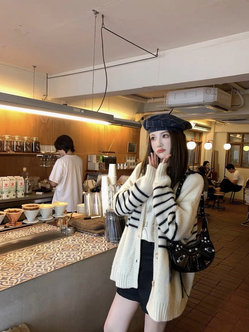 aaaaxbbb燕麥Bagel 經典休閒條紋針織開衫寬鬆顯瘦百搭上衣女秋季