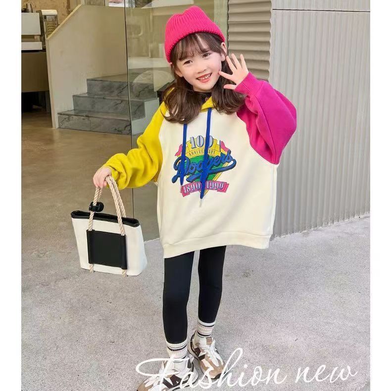 Girls sweater 2023 new foreign style children's fleece sweater top net red girl autumn and winter fashionable clothes