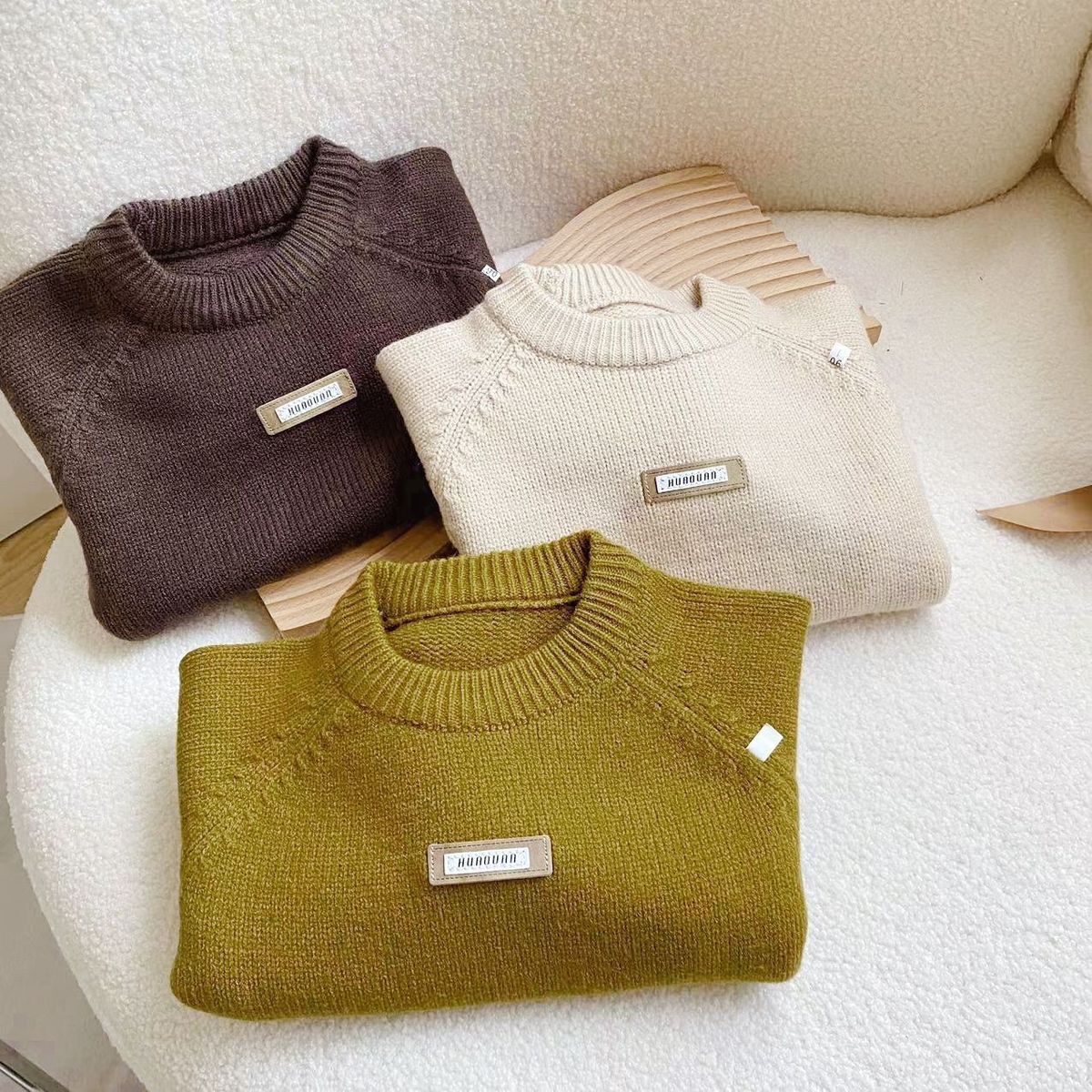 Brand~ Boys' sweater autumn and winter 2022 latest style children's solid color round neck sweater baby soft waxy top