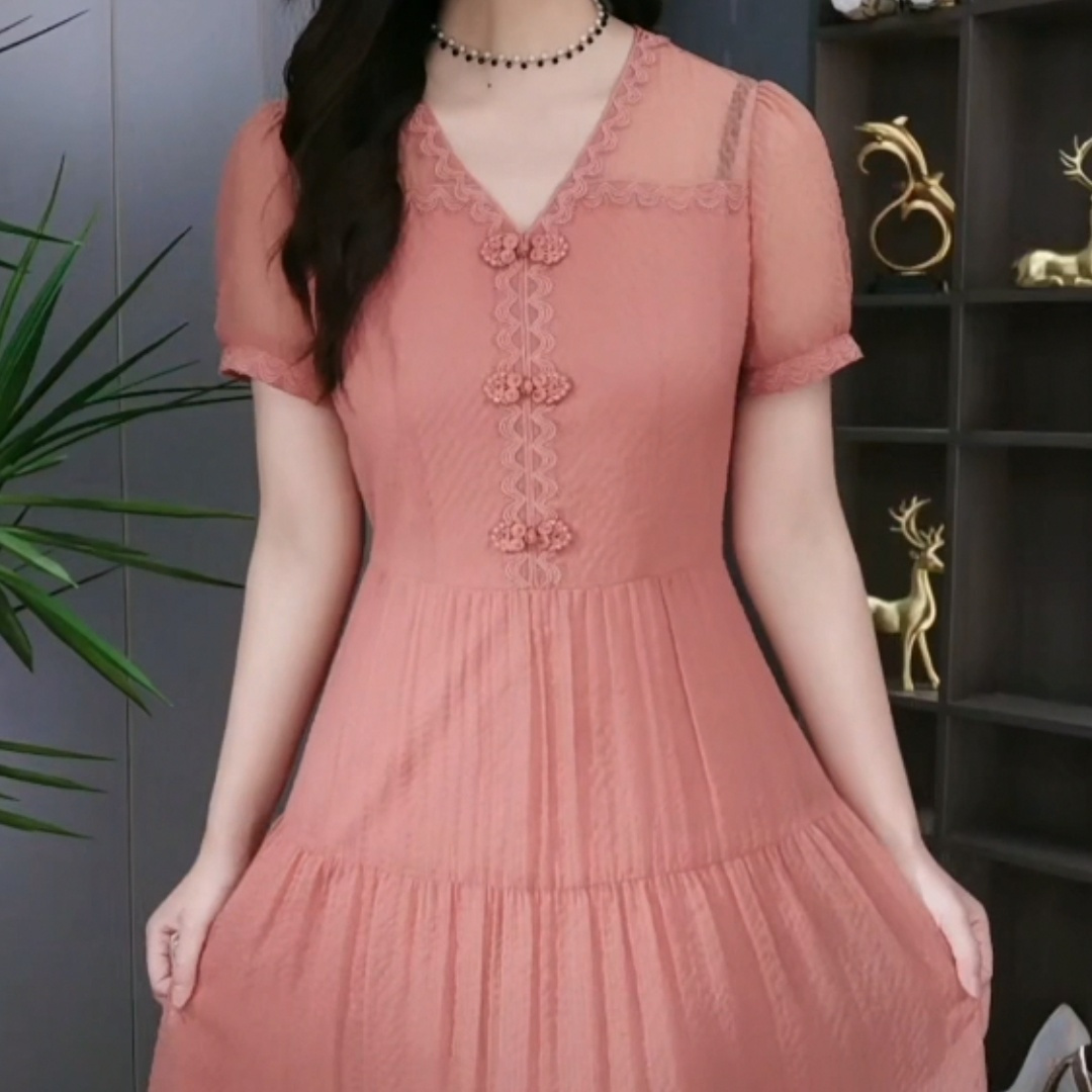 High-grade willow crepe improved cheongsam dress 2023 new women's summer short-sleeved slim-fit and thin foreign-style skirt