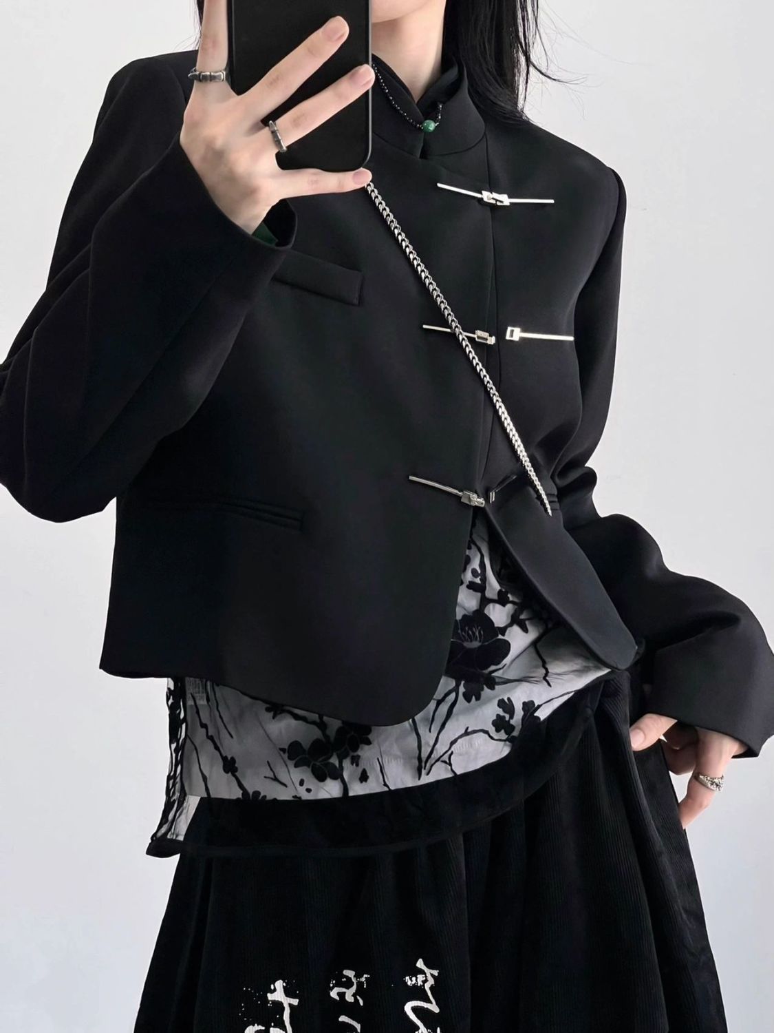 春季新款通勤百搭中式風長袖西裝短外套女立領黑色高級感開衫上衣