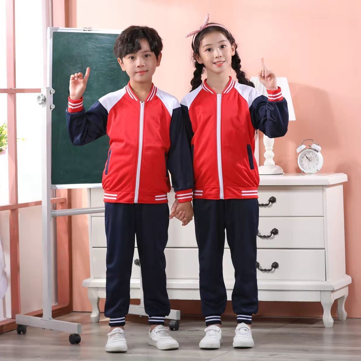 幼儿园园服套装小学生运动校服中学校服定制春秋校服厂家直销
