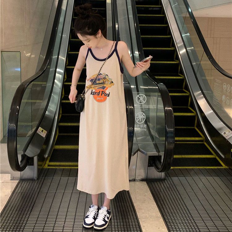 Korean version of the vest dress women's summer 2022 new apricot retro print loose temperament mid-length skirt