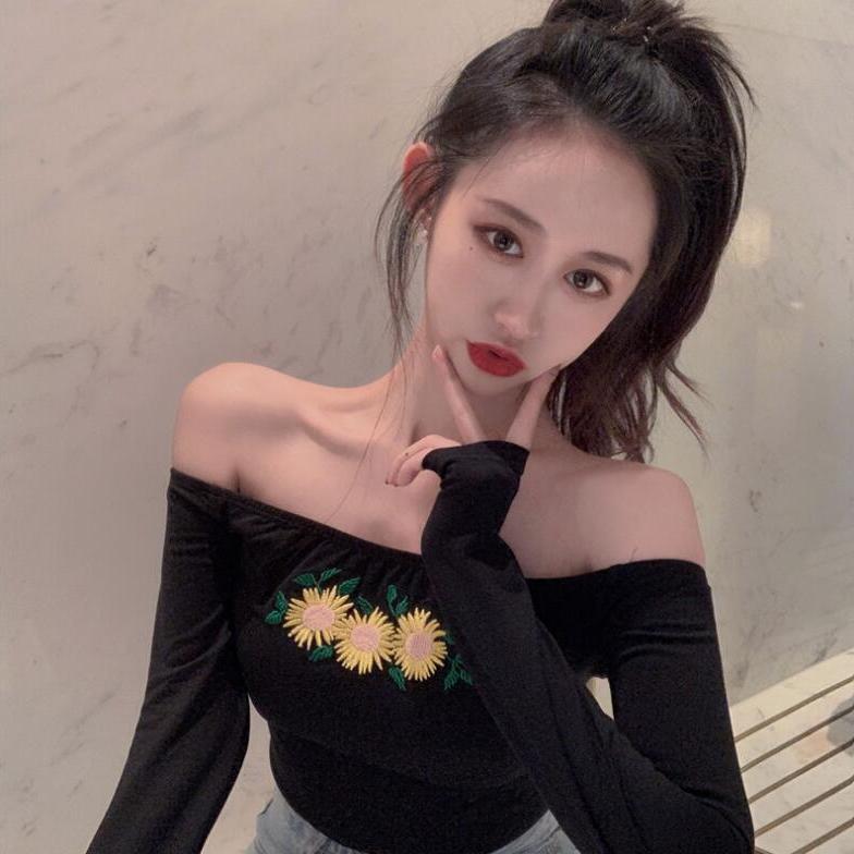 Spring and autumn inner sexy one-shoulder off-shoulder top ladies live broadcast short high waist navel bottoming bottoming T-shirt winter