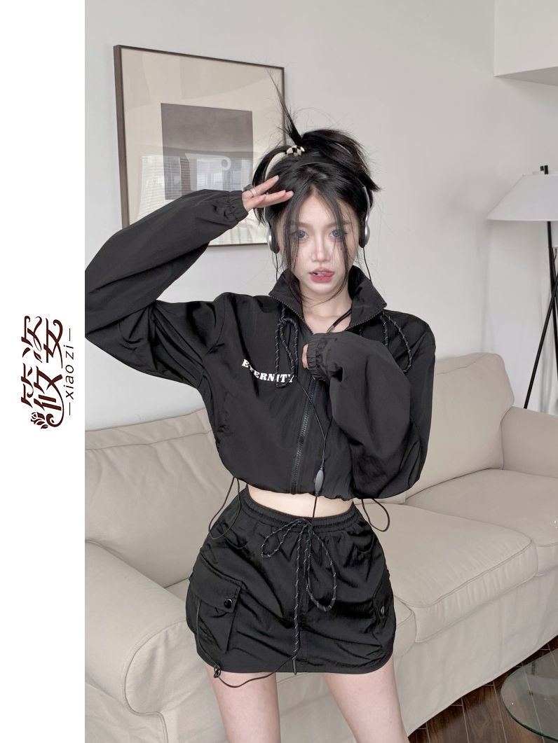 筱姿辣妹時尚套裝短款抽繩衝鋒衣外套女包臀半身裙防曬兩件套女