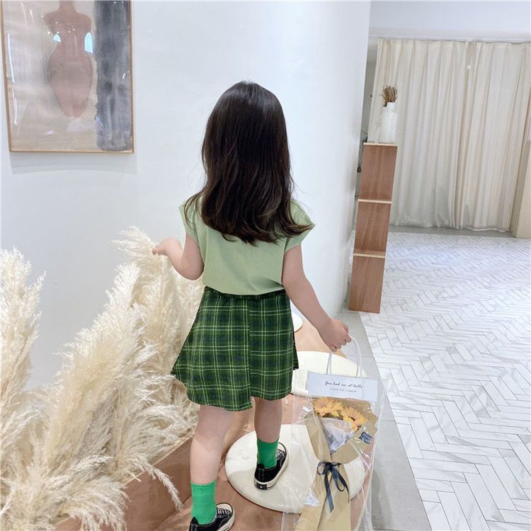 Girls summer suit new Korean version of the baby girl foreign style vest solid color t-shirt + girl plaid skirt pants trendy