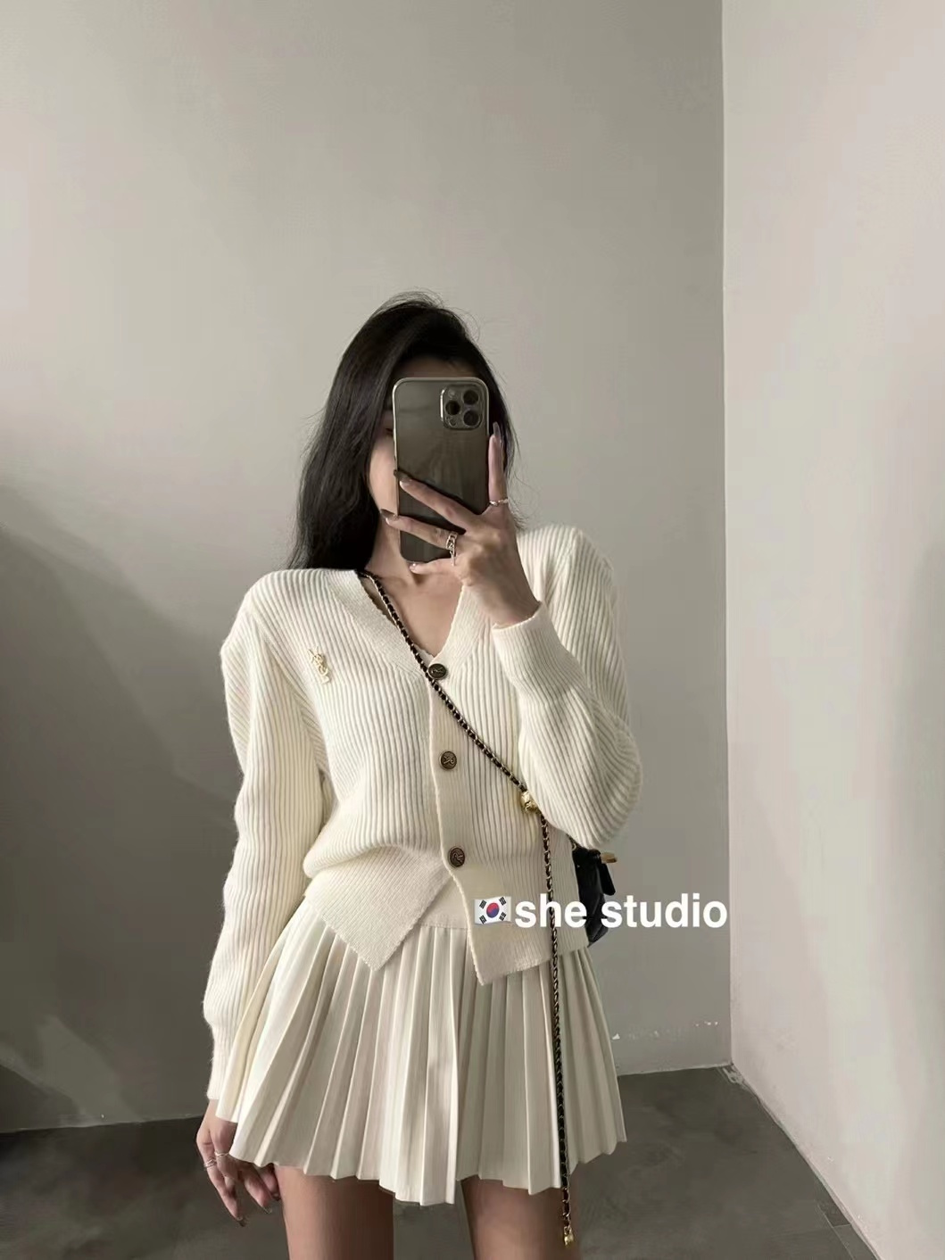 New Korean style suit for women 2023 autumn and winter temperament versatile short cardigan sweater + high waist slim pleated skirt