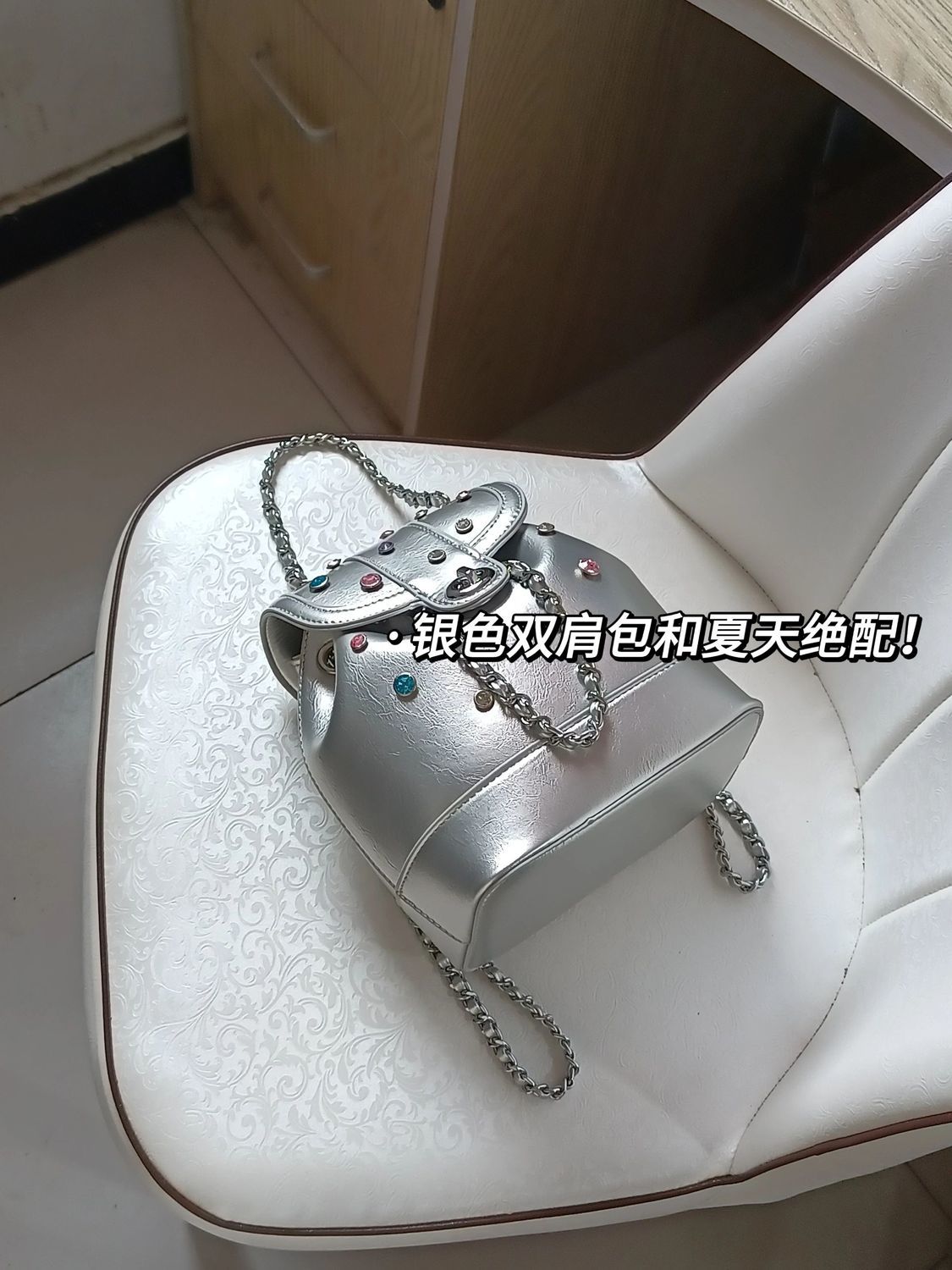 韓國小眾設計百搭鏈條雙肩包小香風水桶包女高級質感油蠟皮小背包