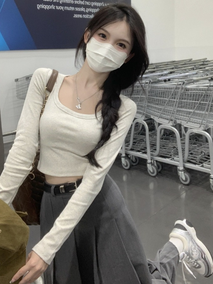 純欲風U領長袖T恤女早秋短款修身顯瘦新款打底衫辣妹露臍外穿上衣