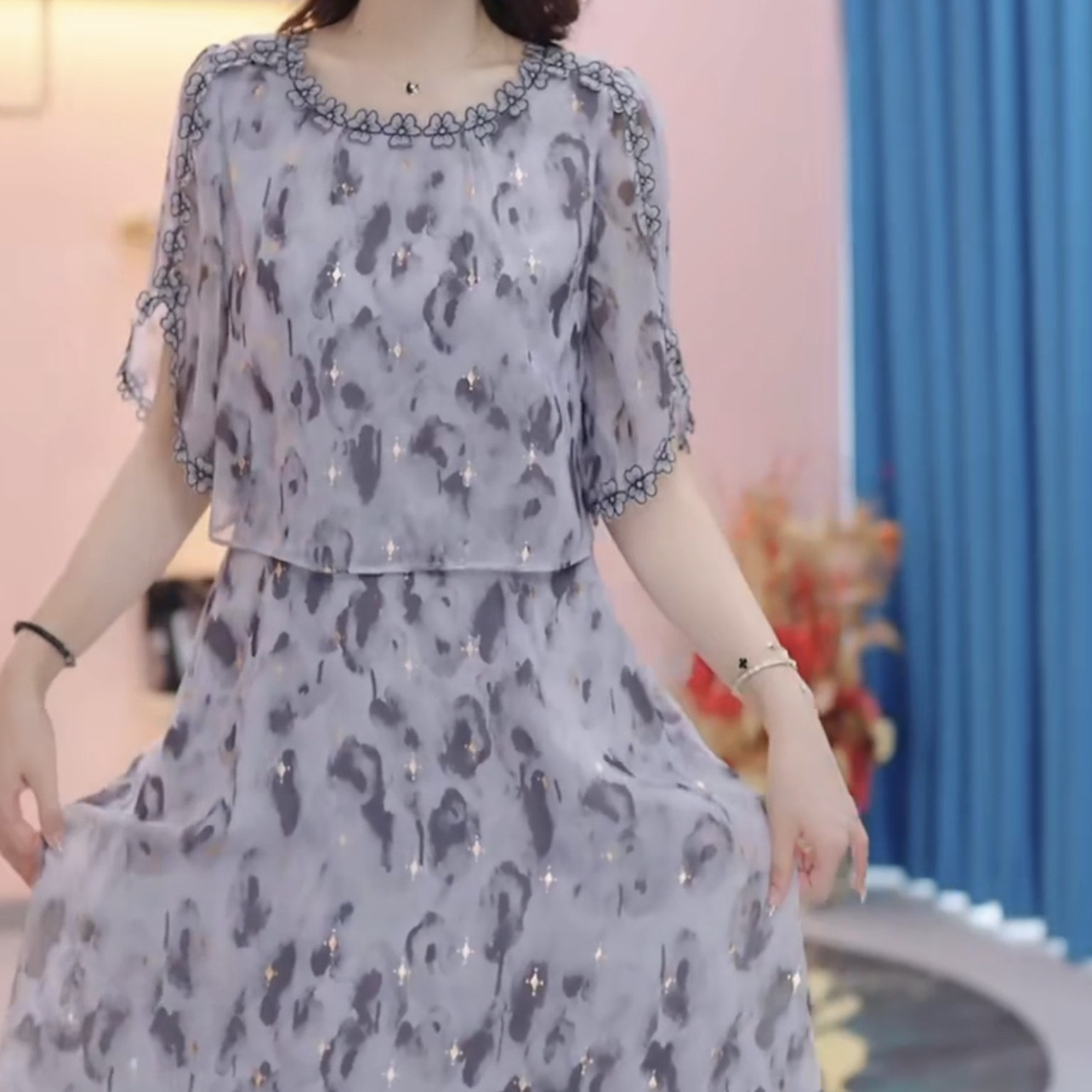 高檔水晶巴黎紗假兩件連衣裙2023新款女裝高貴媽媽裝遮肚顯瘦裙子