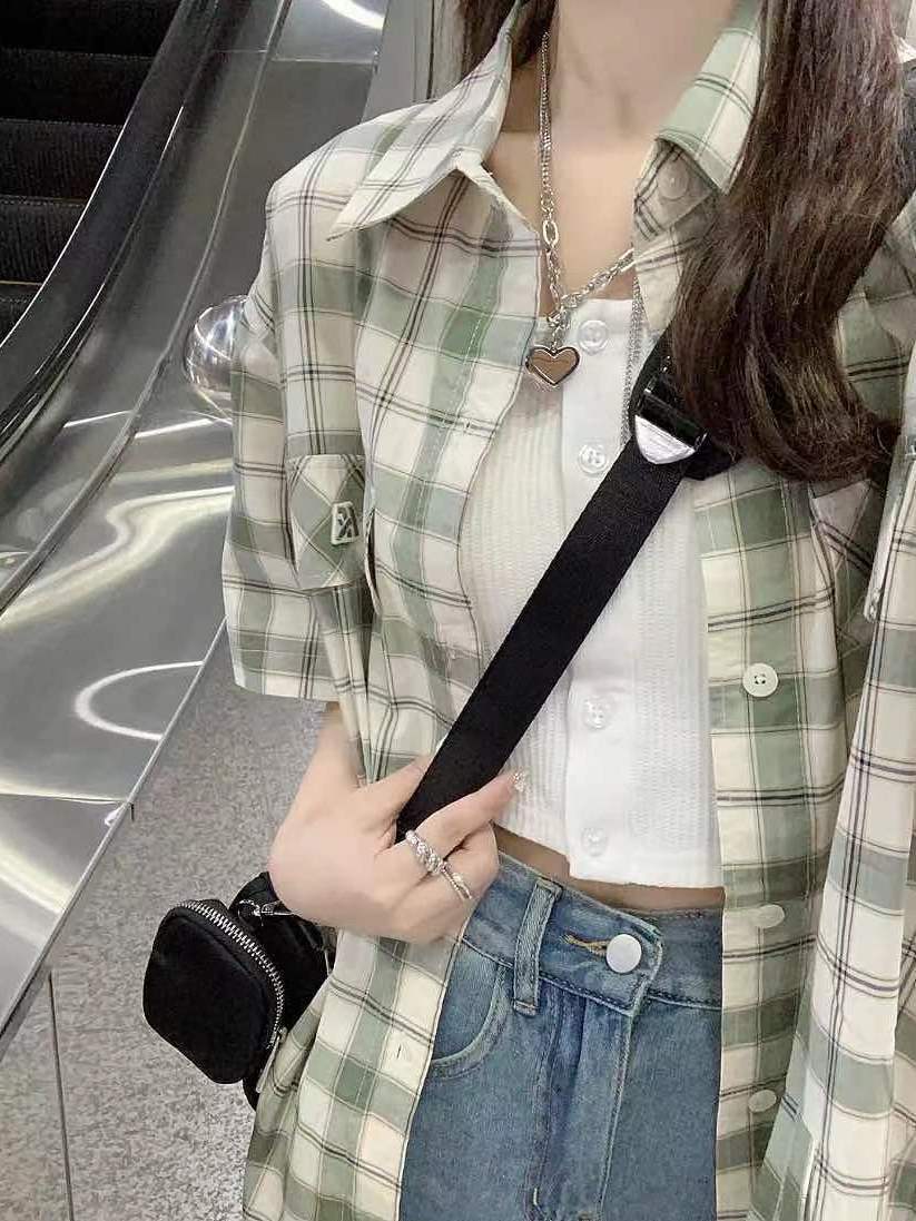 日系短袖格子襯衫女夏季新款復古港風寬鬆百搭設計感小眾ins襯衣
