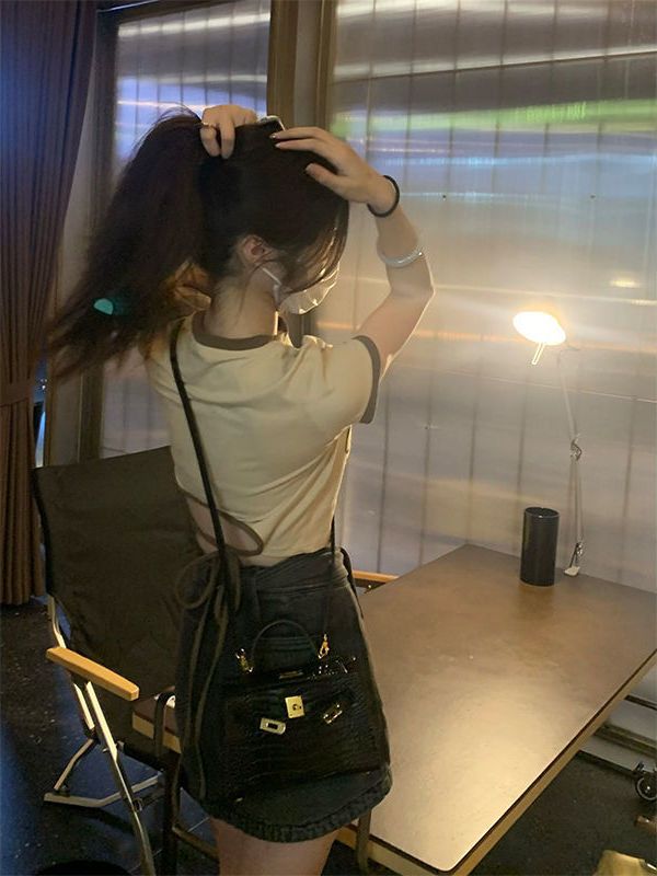 別致獨特辣妹ins潮短袖t恤女chic港味夏季薄款設計感小眾短款上衣
