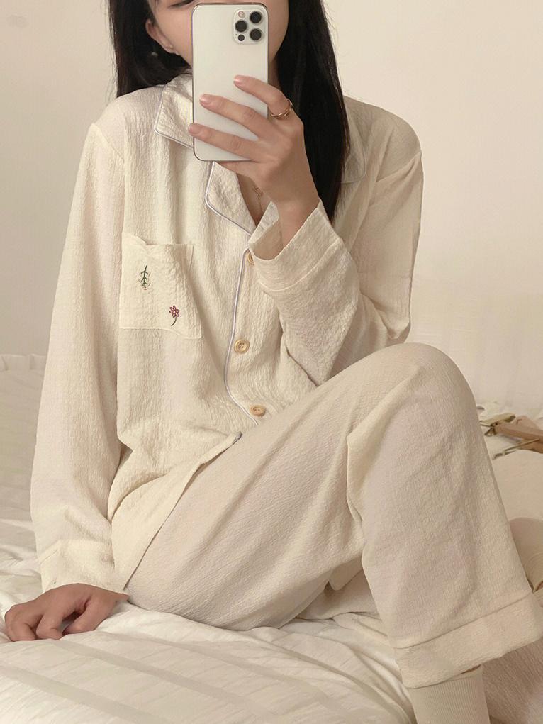 Ins style Korean version of bubble cotton embroidery spring and autumn pajamas women's new long-sleeved simple high-end home service suit