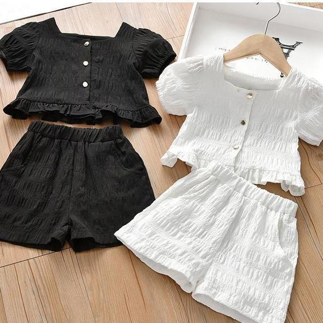 Girls' summer thin short-sleeved shorts, square collar top, small fragrant wind, puff sleeves, handsome little girl two-piece set