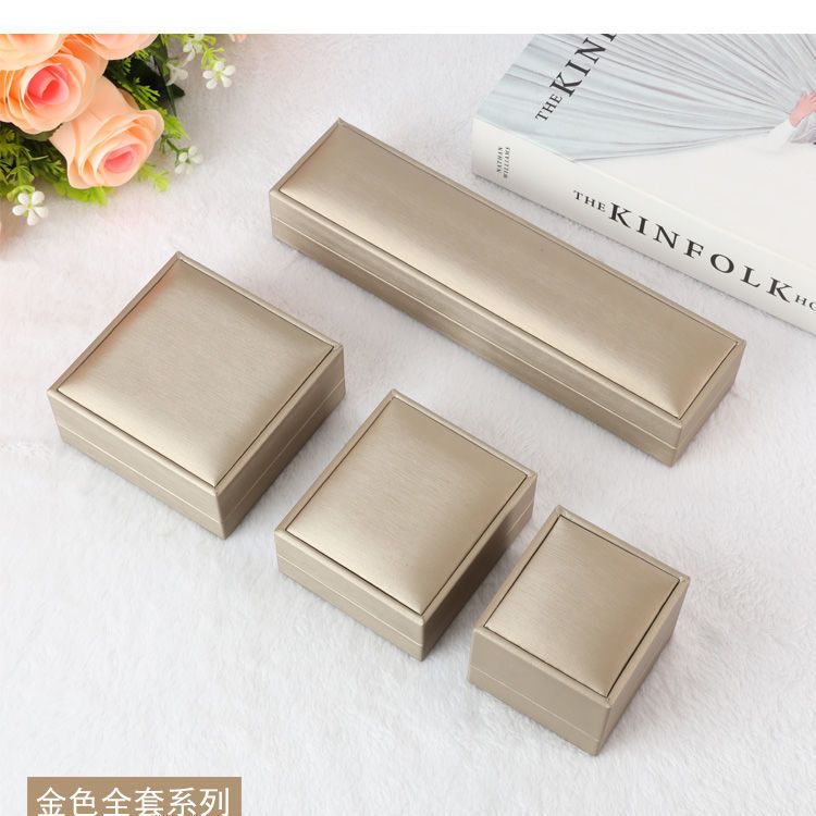 High-grade PU leather jewelry box jewelry packaging box ring box bracelet bracelet necklace box gift packaging box
