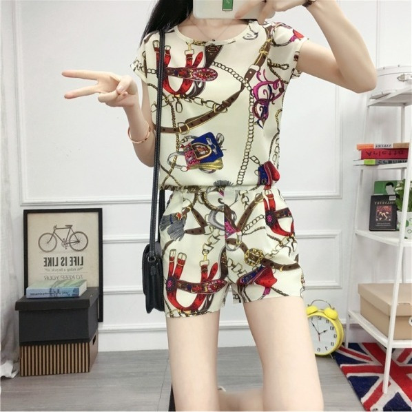 Western style suit women's summer fashion new style Korean Tao temperament Xiaoxiangfeng wide-leg shorts two-piece tide