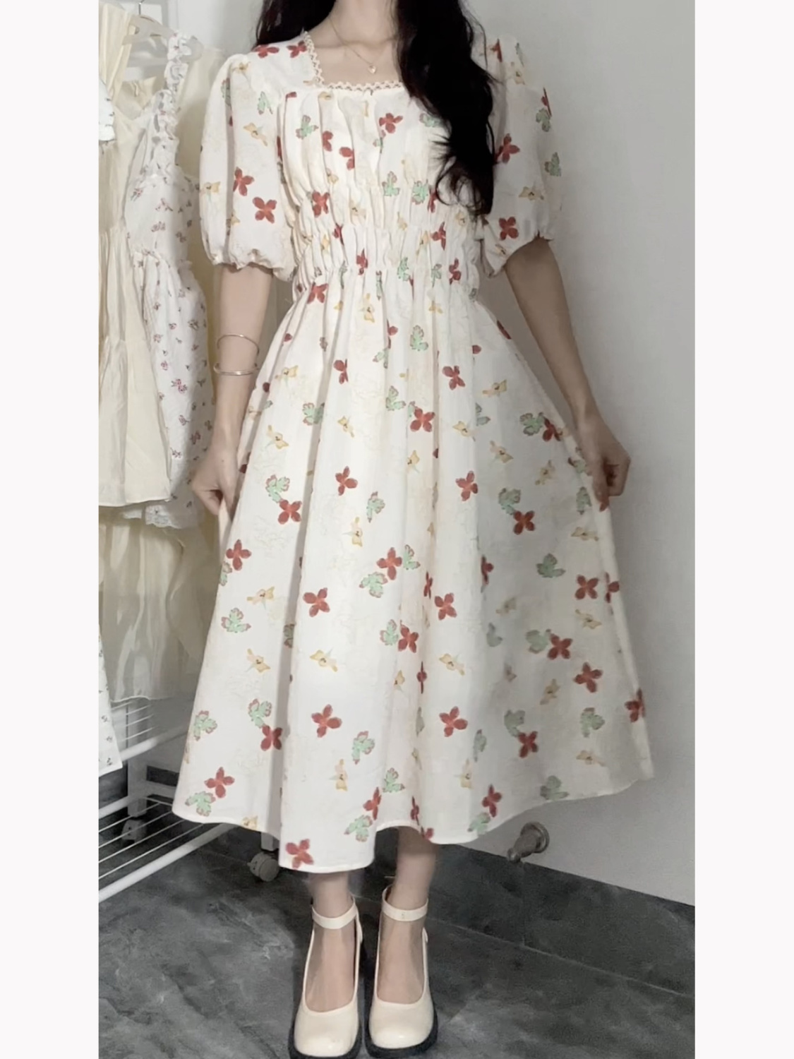 French style gentle style retro square neck puff sleeve floral dress female student Korean version high waist mid-length skirt