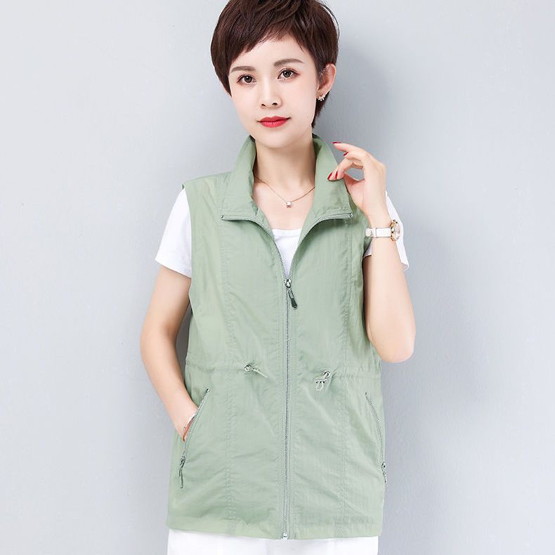 Thin sunscreen vest women's short  spring and autumn new casual vest middle-aged mother versatile large summer