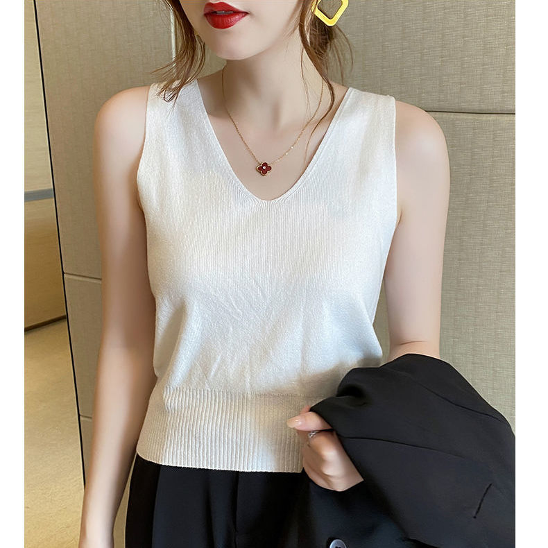 Suit bottomed shirt women's inner summer ice silk V-neck vest top French Chic small suspender sweater outer wear