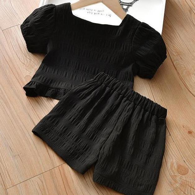 Girls' summer thin short-sleeved shorts, square collar top, small fragrant wind, puff sleeves, handsome little girl two-piece set
