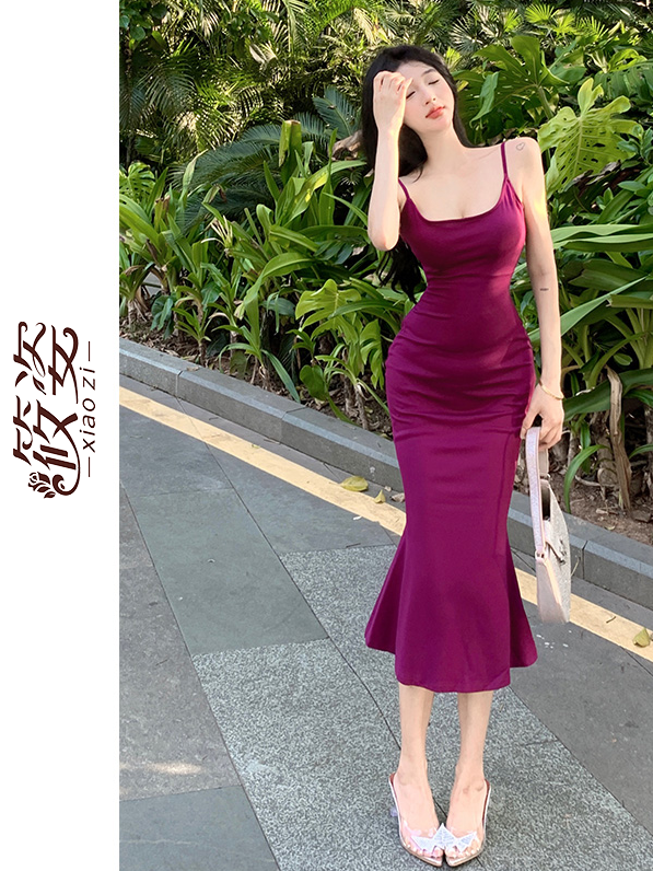 Xiaozi French temperament self-cultivation new suspender dress tight bag hip skirt niche long section hot girl mermaid skirt female