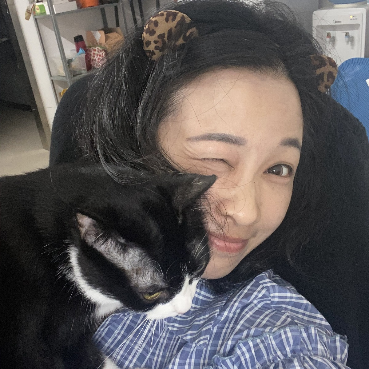 屎公公的护肤猫窝 头像