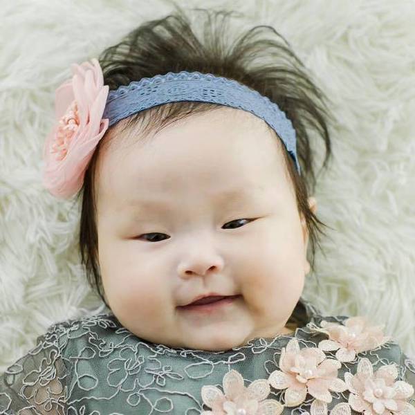 草莓🍓 妈妈（进群看素材） 头像